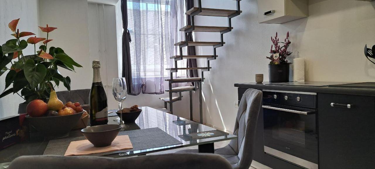Апартаменти Ljubljana Nest- Centre, Free Parking- Renovated August 2024 Екстер'єр фото