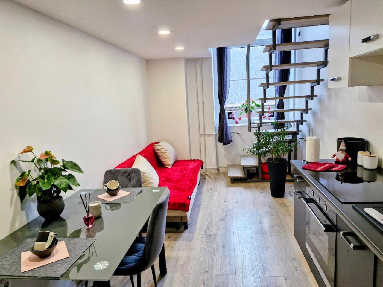 Апартаменти Ljubljana Nest- Centre, Free Parking- Renovated August 2024 Екстер'єр фото